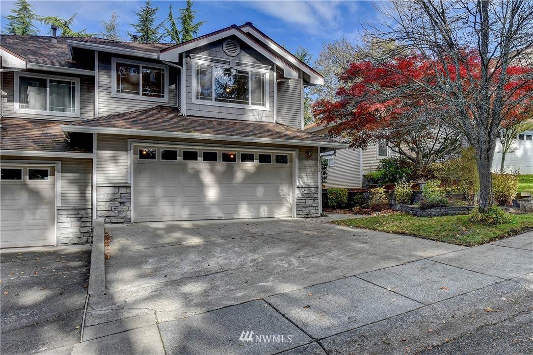 4723 159th Street - Photo 1