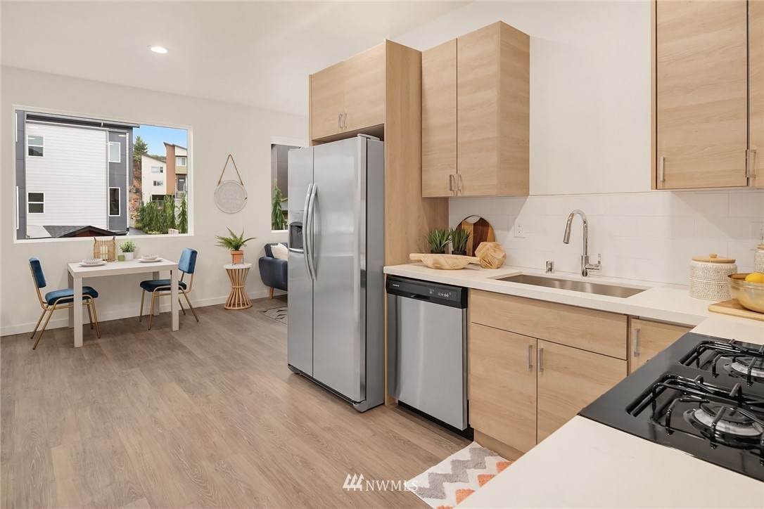17510 Main Street - Photo 1