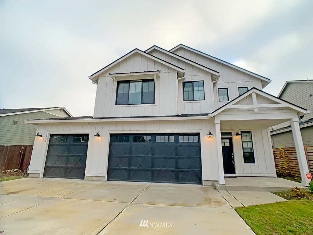 1901 17th Street - Photo 1
