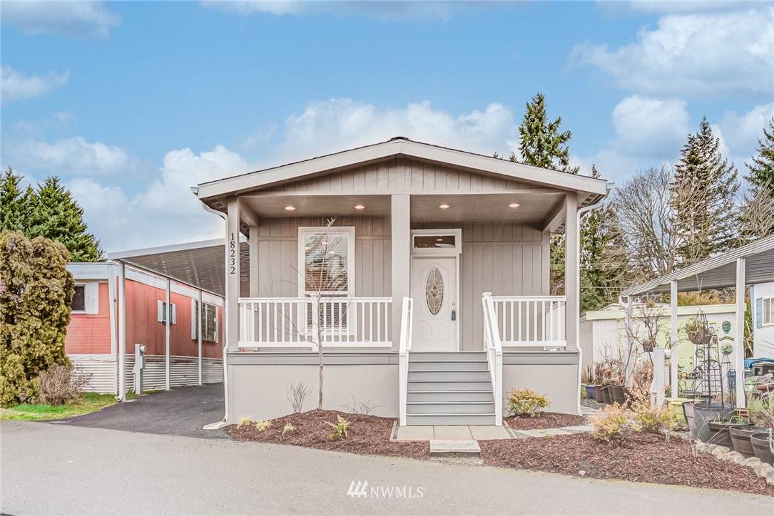 18232 36th Avenue - Photo 1