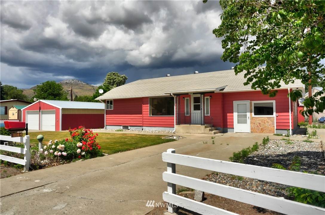 1184 1st Avenue - Photo 1