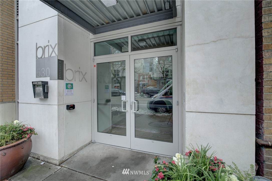 530 Broadway - Photo 1