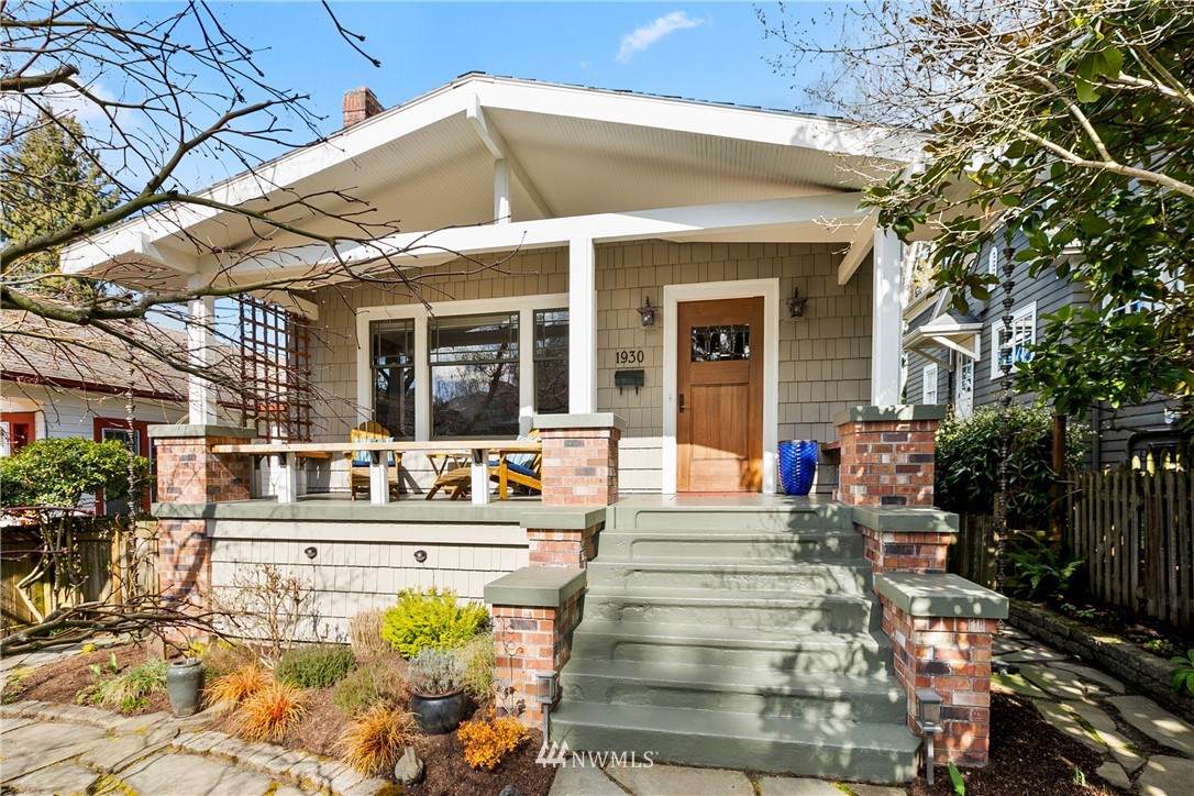 1930 Lynn Street - Photo 1
