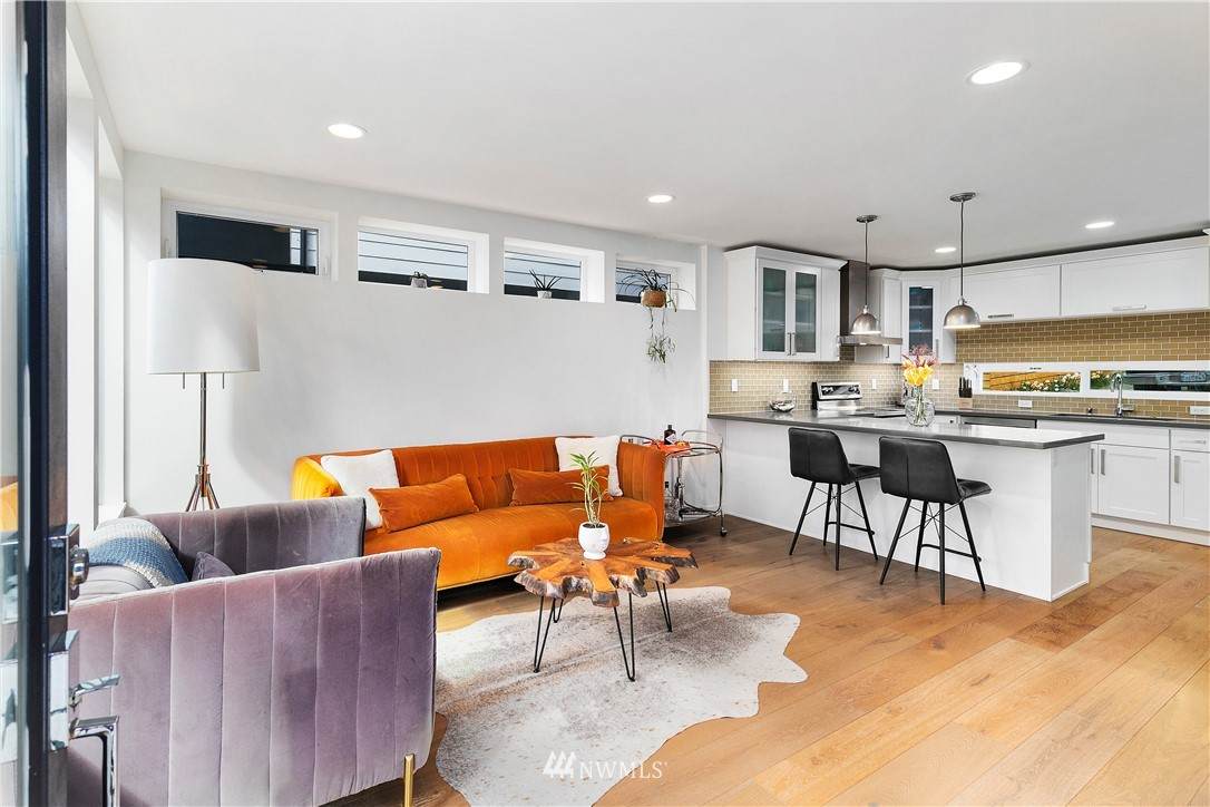 1842 Weller Street - Photo 1