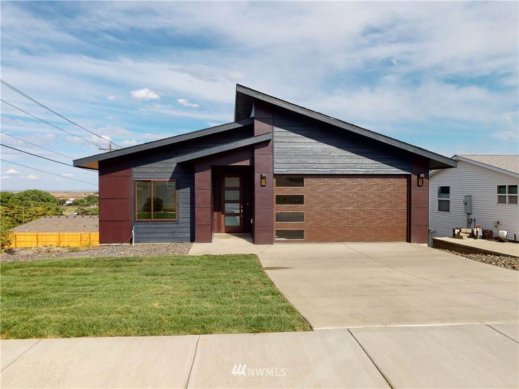336 Strand Road - Photo 1