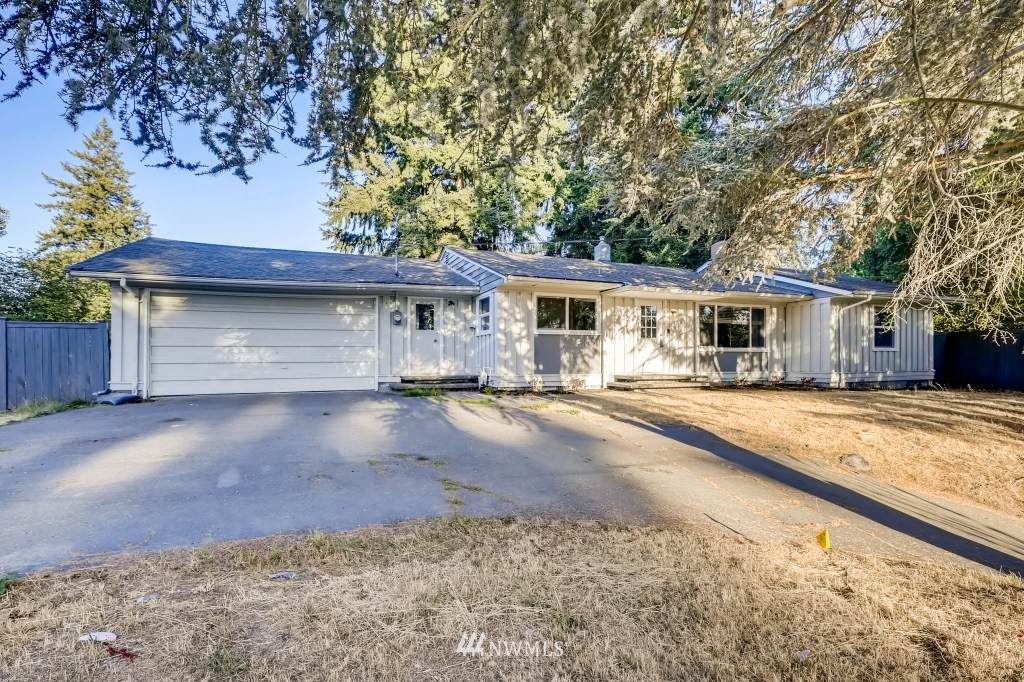 37233 39th Avenue - Photo 1