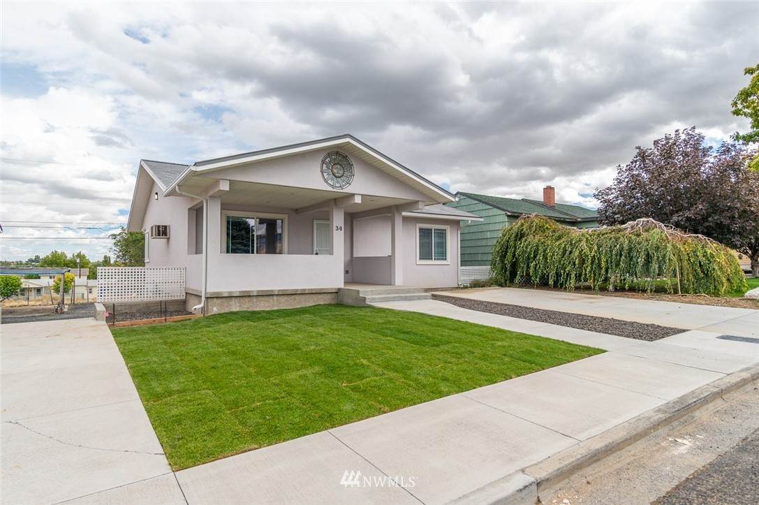 34 Hemlock Street - Photo 1