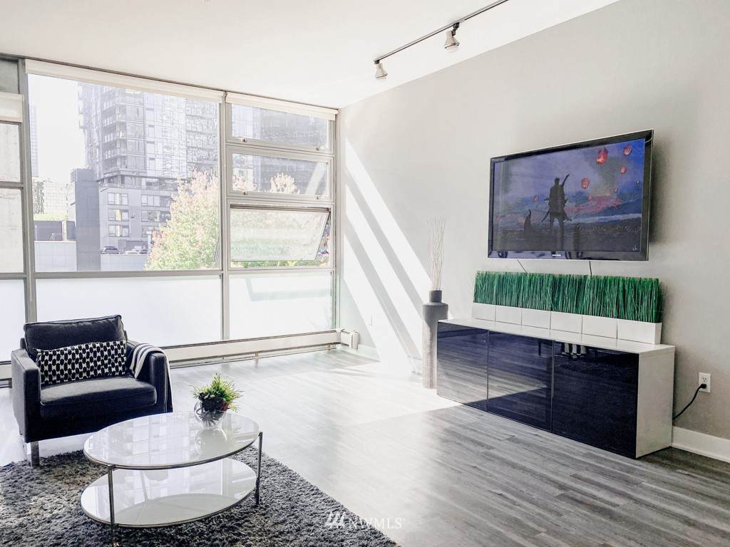2015 Terry Avenue - Photo 1