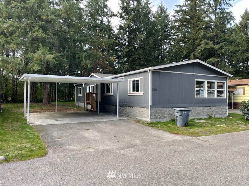 20318 135th Avenue - Photo 1