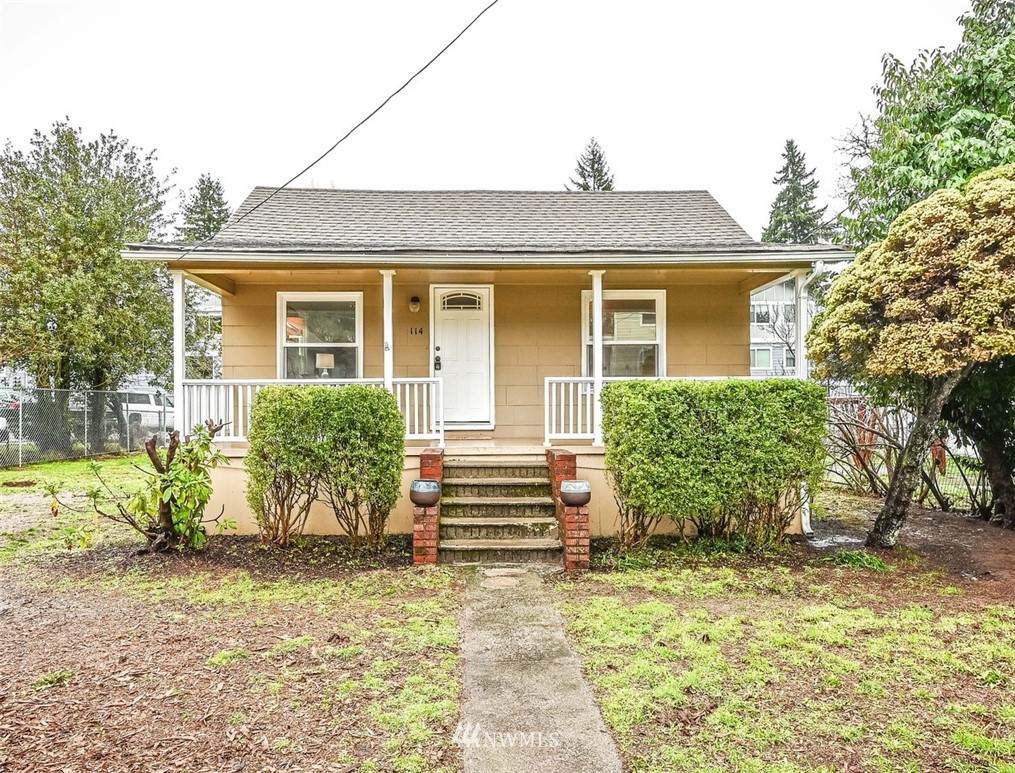 114 Rainier Avenue - Photo 1