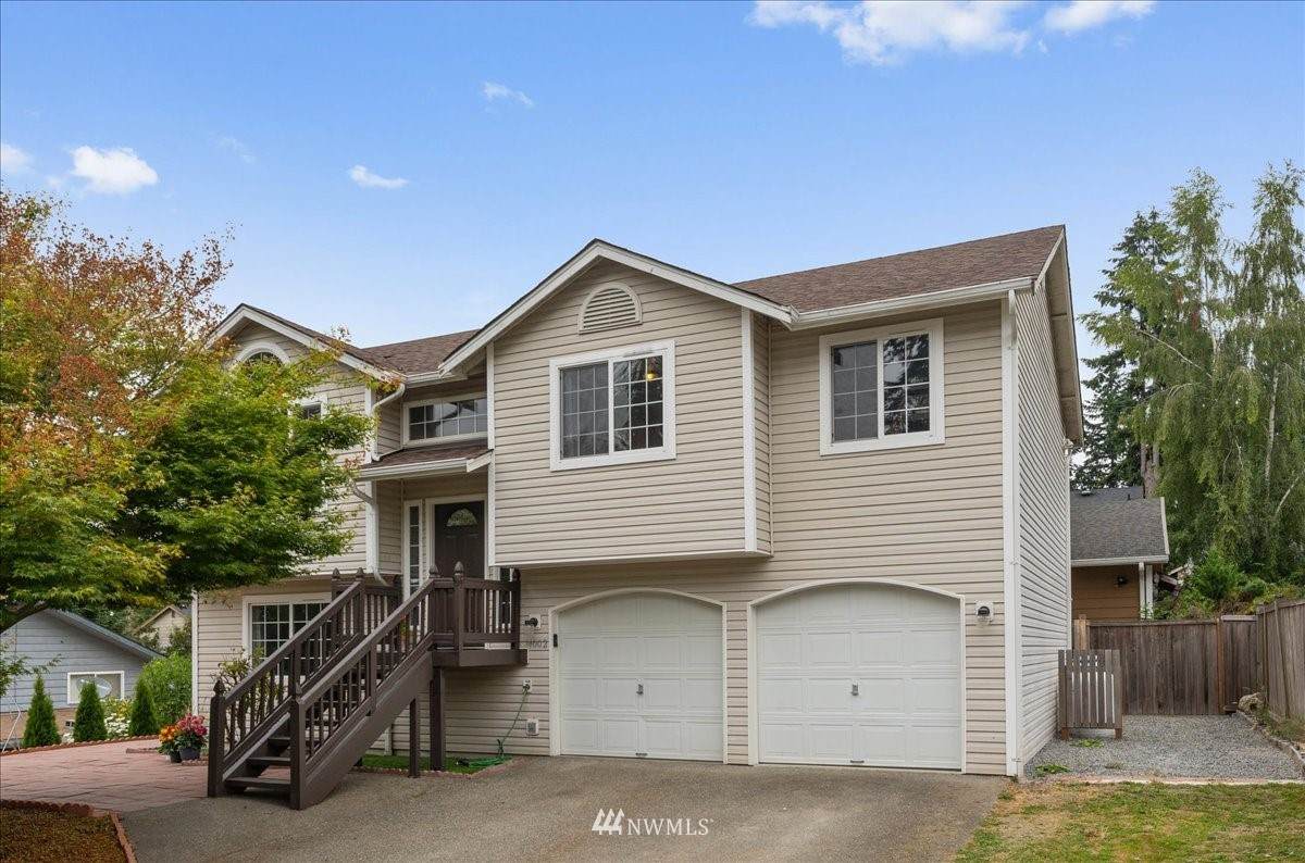 14002 Ash Way - Photo 1