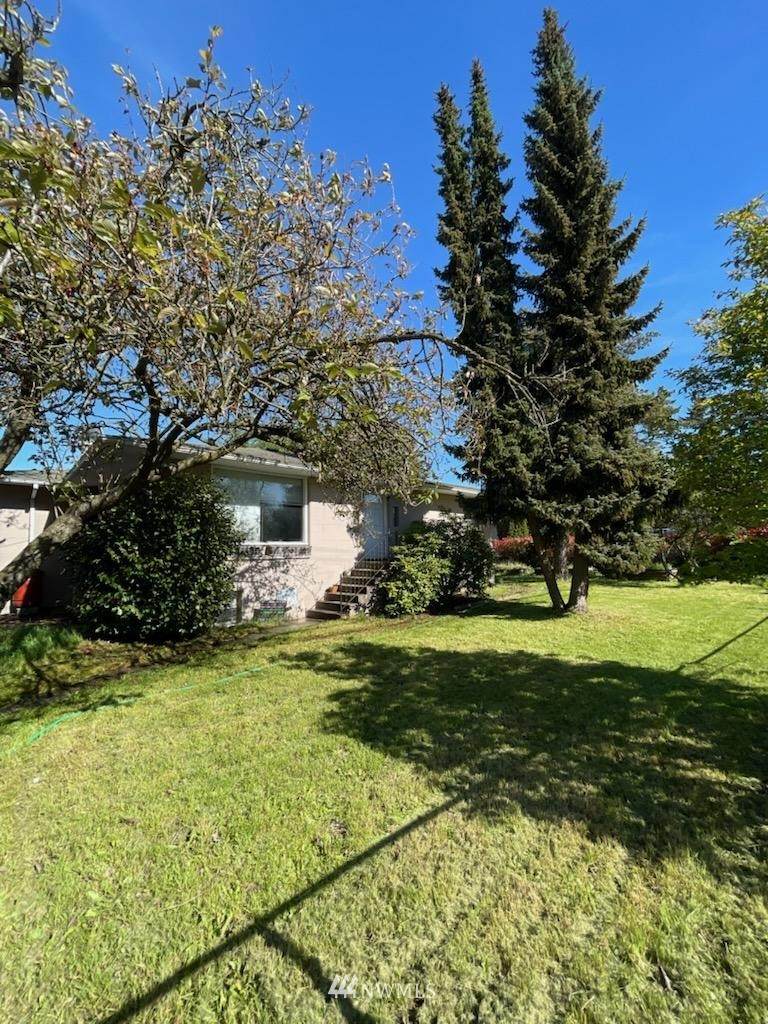 11328 Meridian Avenue - Photo 1