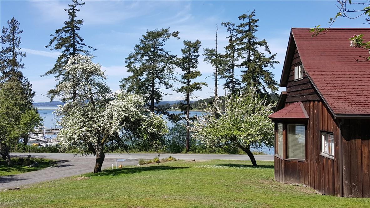 3305 Fisherman Bay Rd - Photo 1