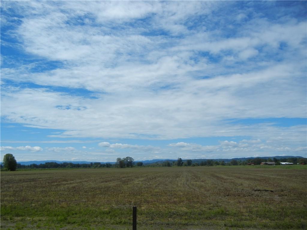 3 Pekin Rd - Photo 1