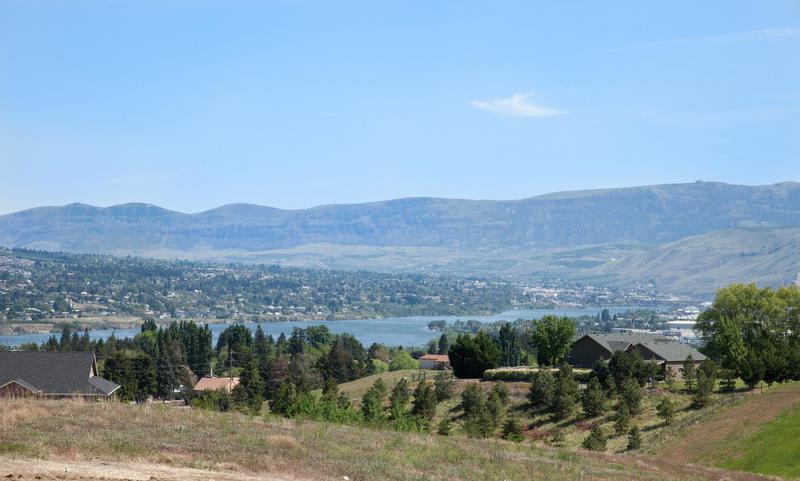 834 Autumn Crest Dr - Photo 1
