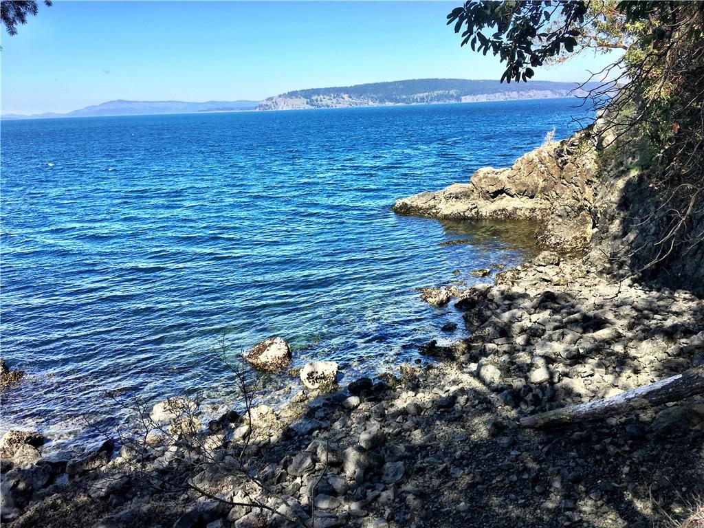 1337 Cormorant Bay Rd - Photo 1