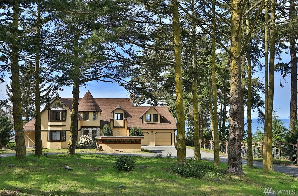 1399 Beach Rd - Photo 1