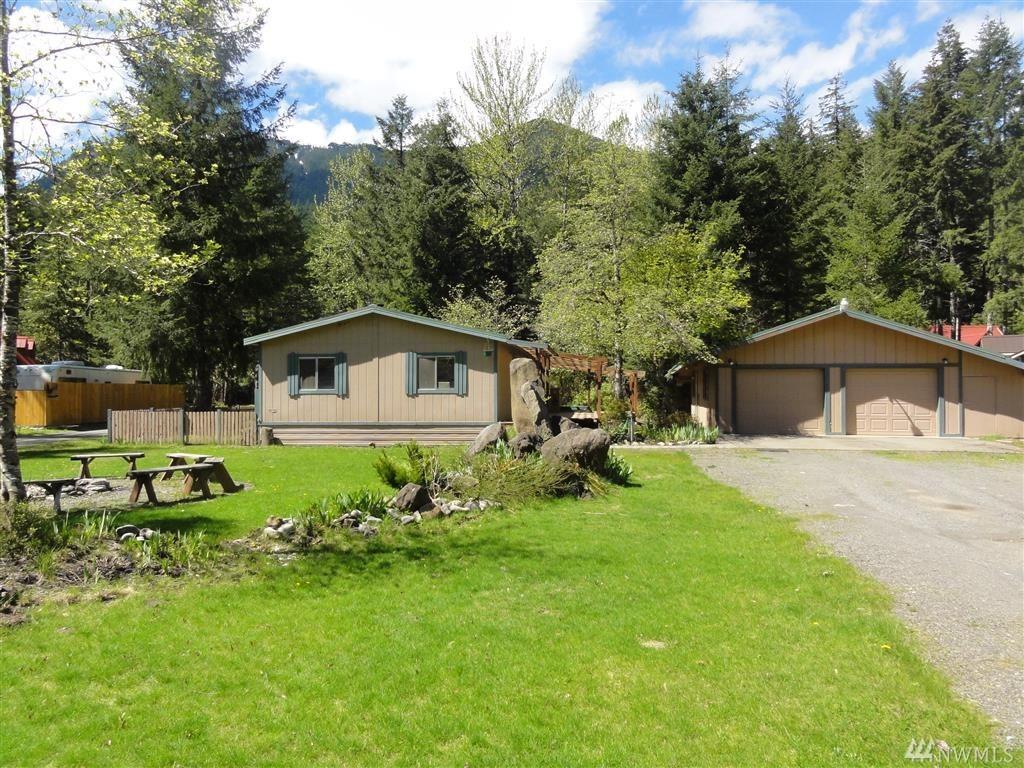 119 Maple Place - Photo 1