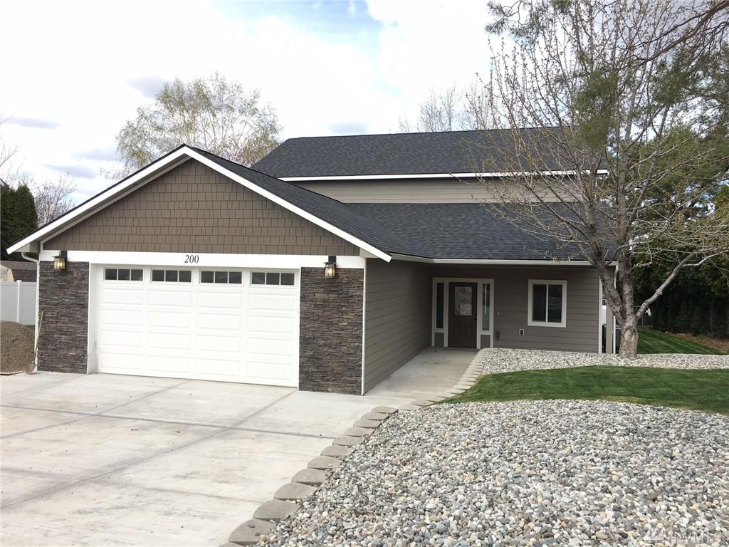 200 Viewmont Dr - Photo 1