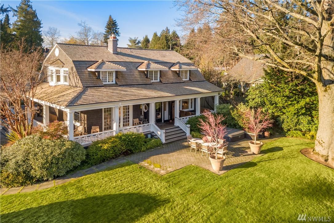 7914 Seward Park Ave - Photo 1