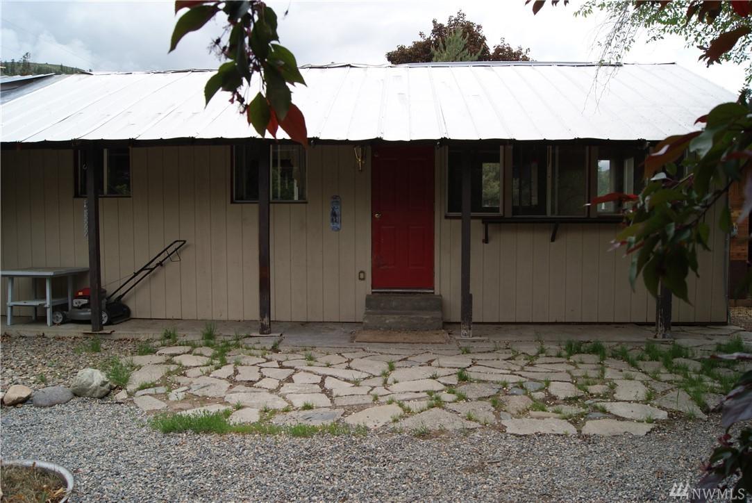 418 Twisp Ave - Photo 1