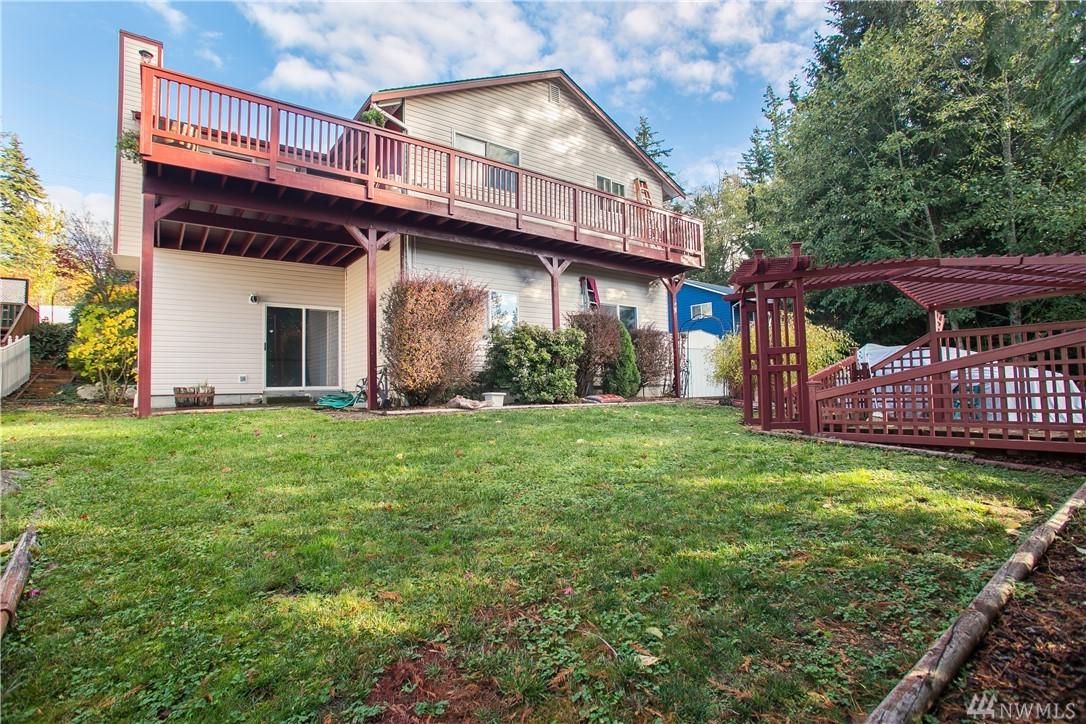 1004 Samish Wy - Photo 1