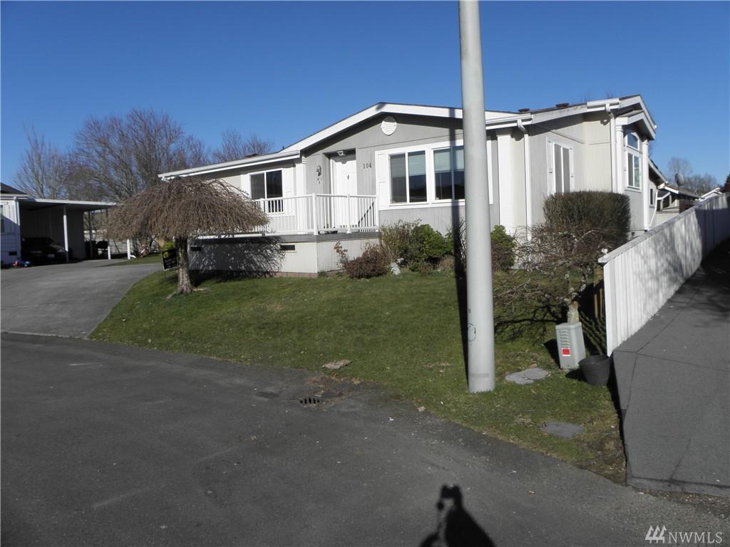 5711 100th St - Photo 1