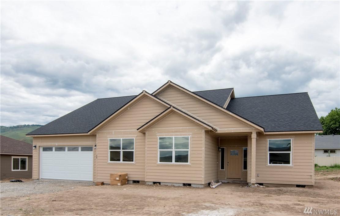 36 Starlight Ave - Photo 1