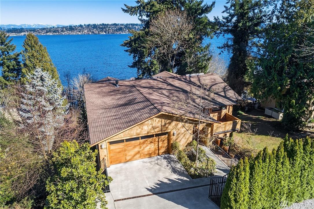2620 Shoreland Dr - Photo 1