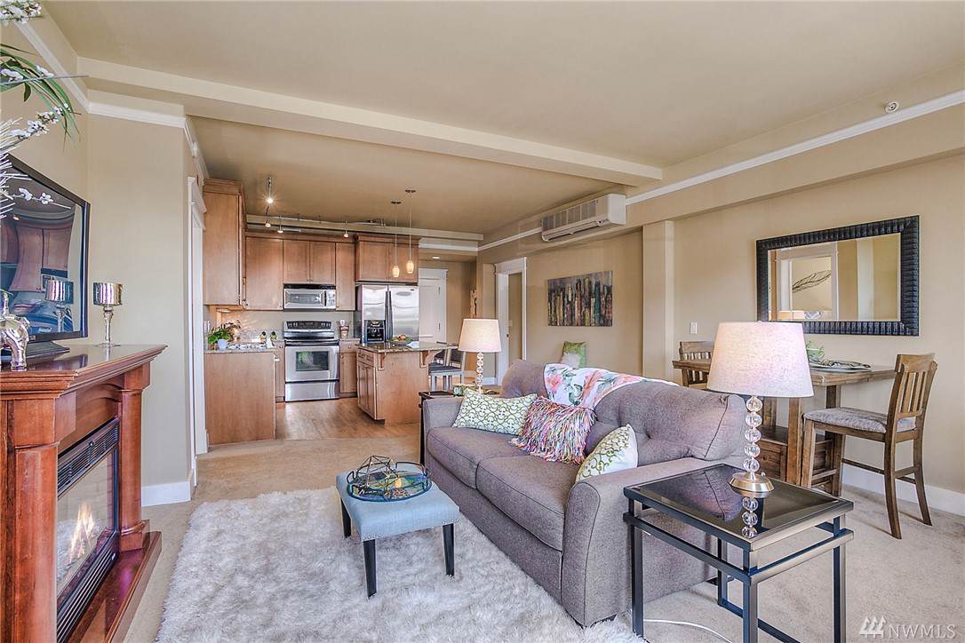 714 Market St - Photo 1
