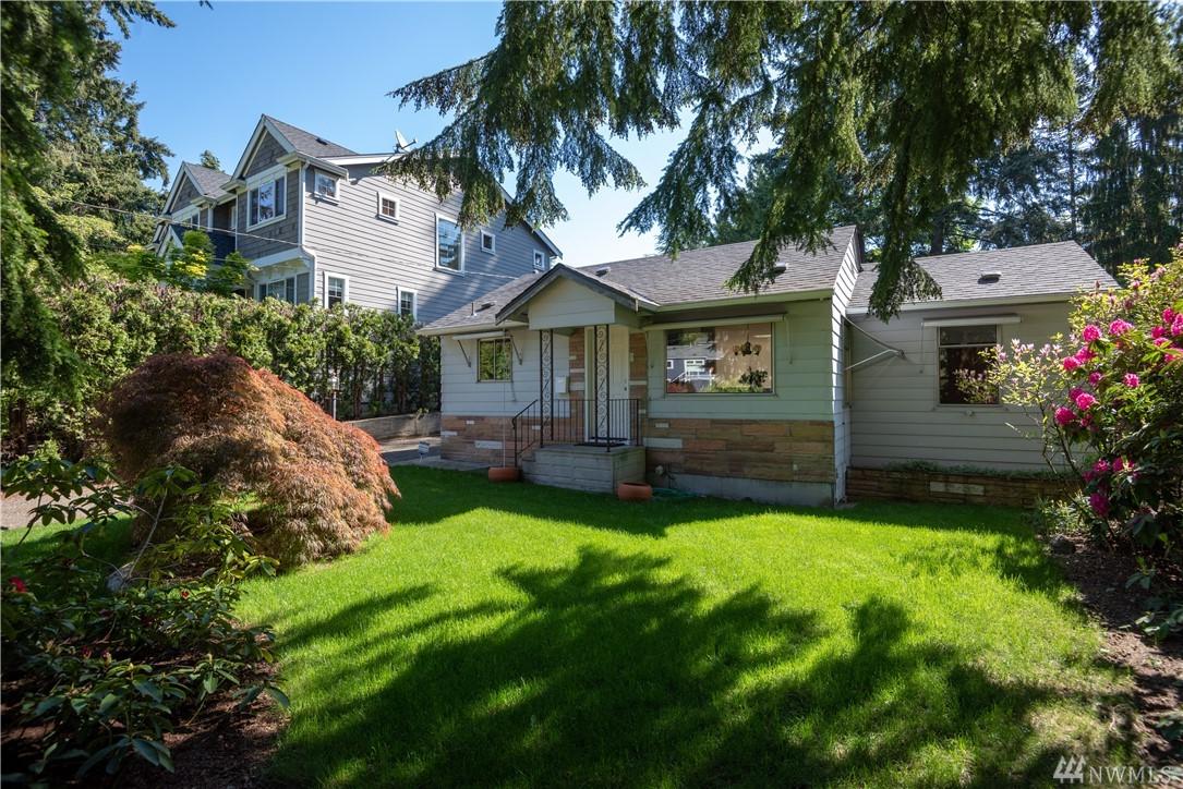 14034 Palatine Ave - Photo 1