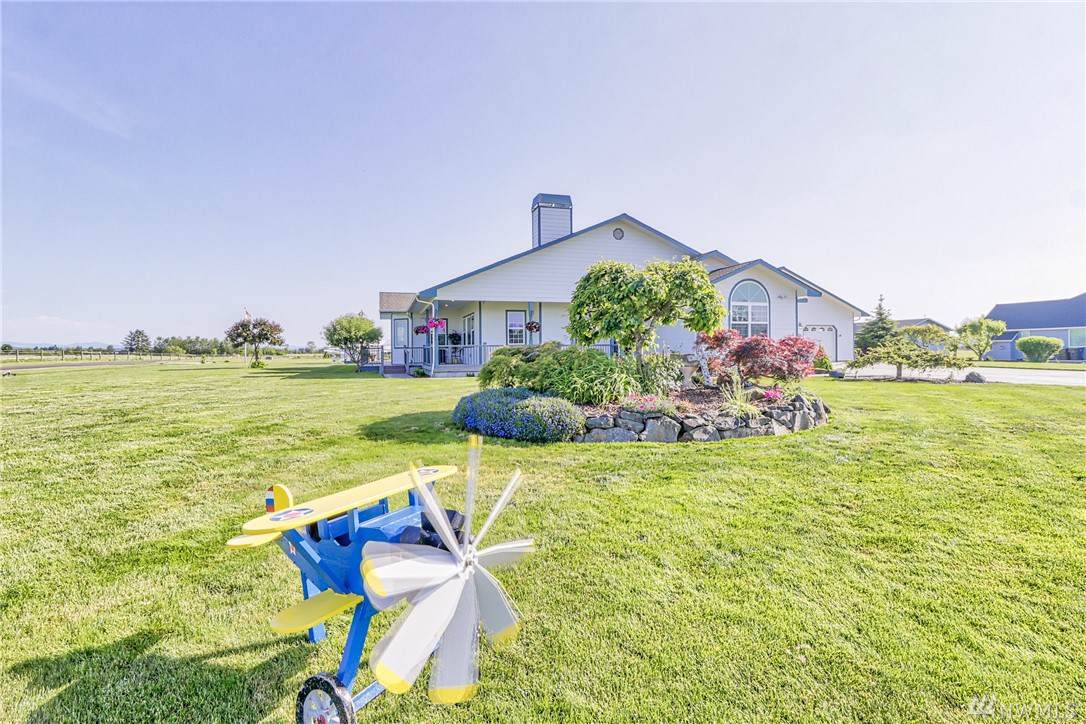 148 Skyhawk Dr - Photo 1