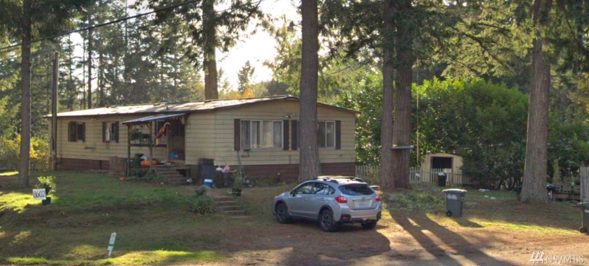 8602 66th Ave - Photo 1
