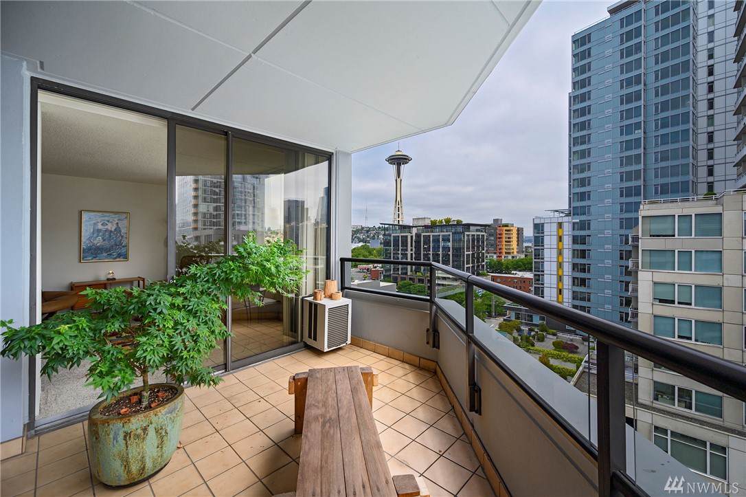 2621 2nd Ave - Photo 1