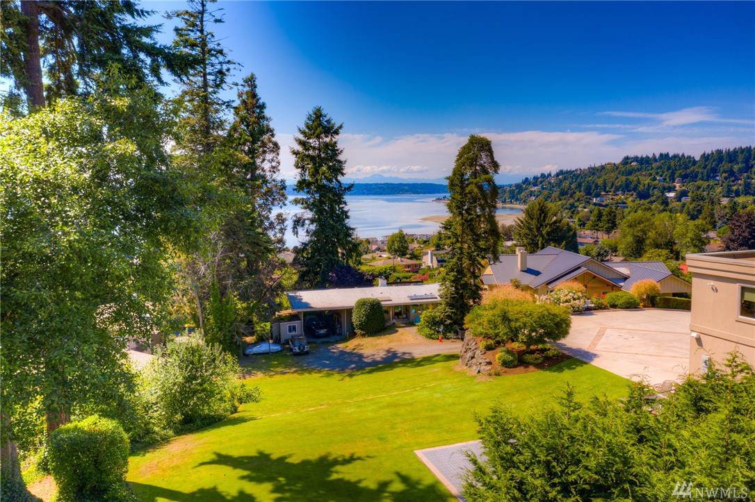 18437 8th Ave - Photo 1