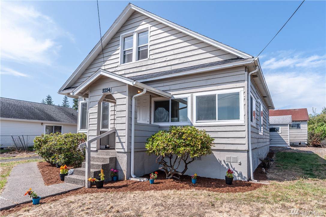 1114 Main St - Photo 1