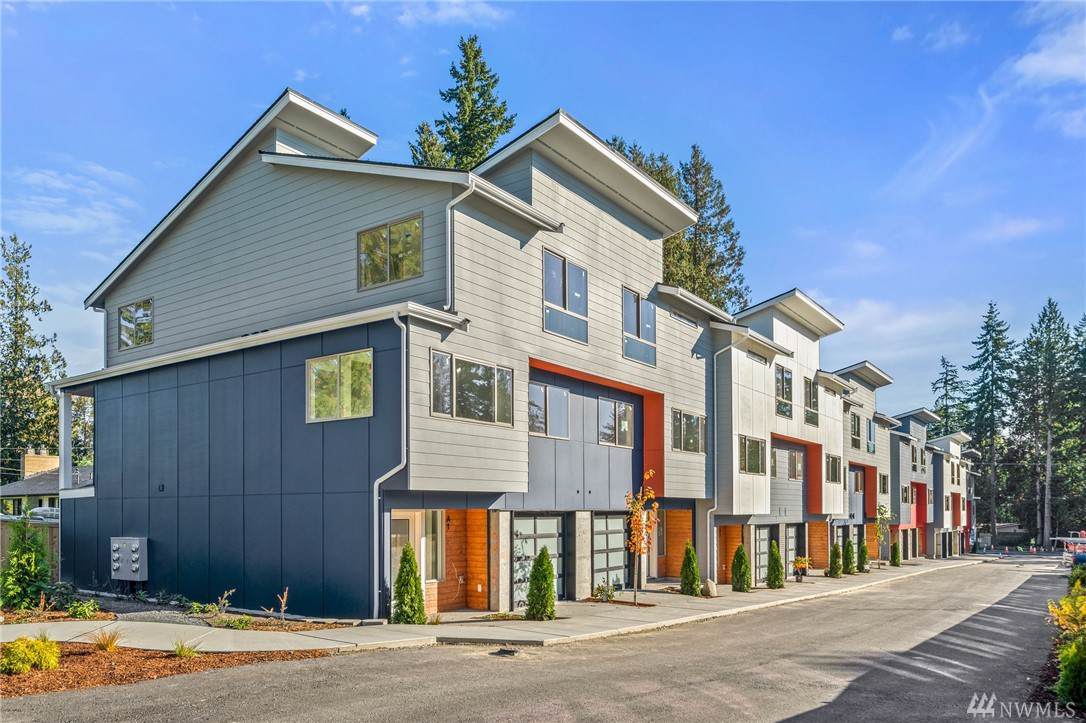 19305 7th Ave - Photo 1