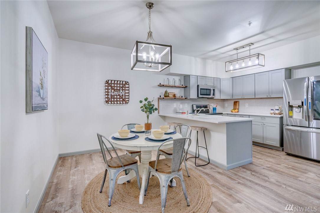 107 164th St - Photo 1