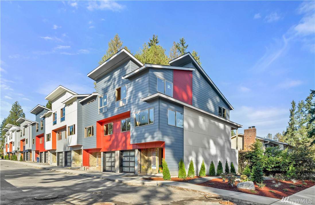 19305 7th Ave - Photo 1