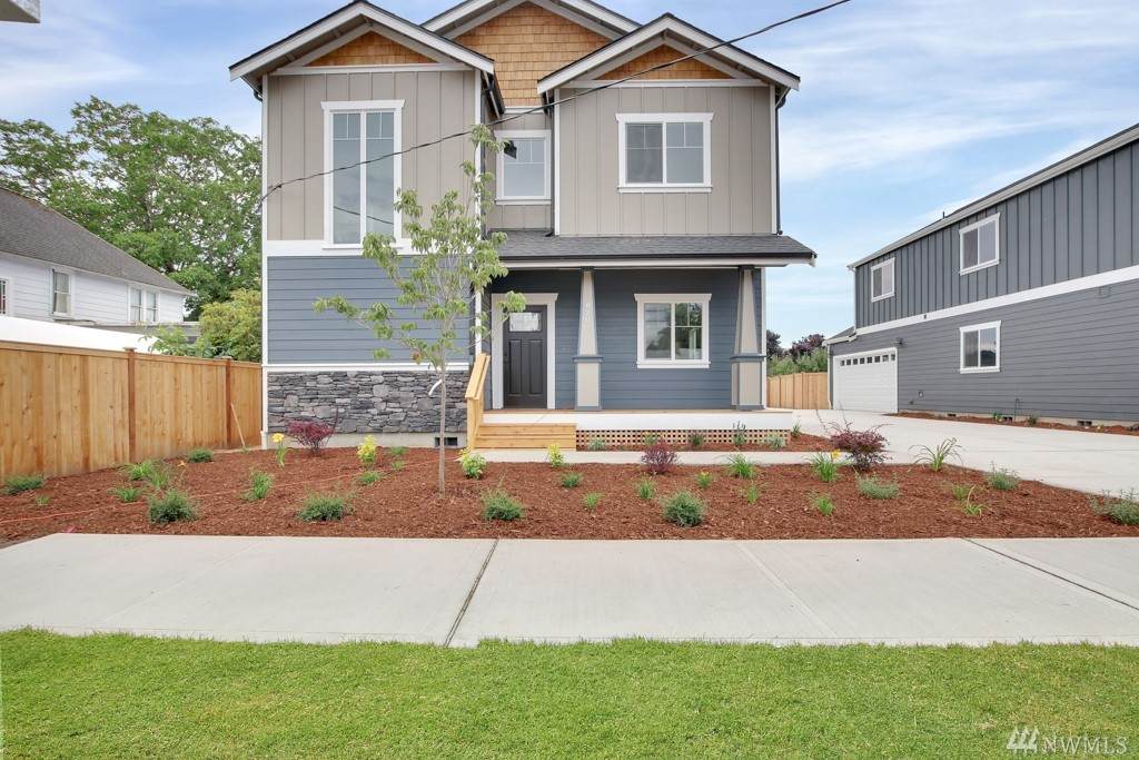 820 9th Street - Photo 1