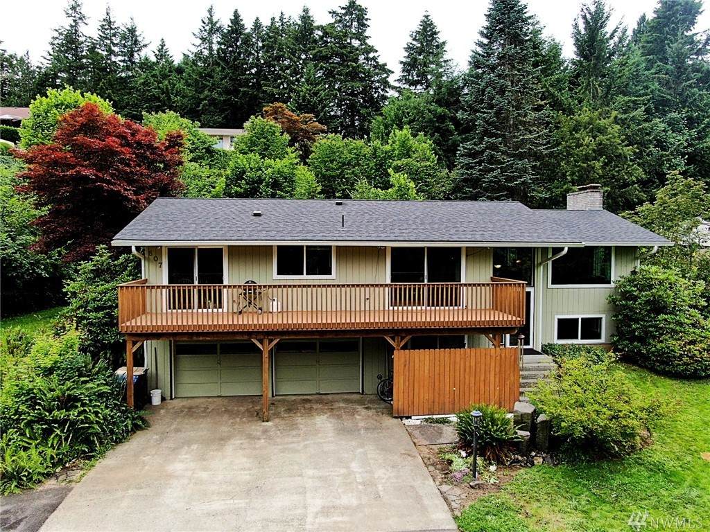 807 Swanson Drive - Photo 1