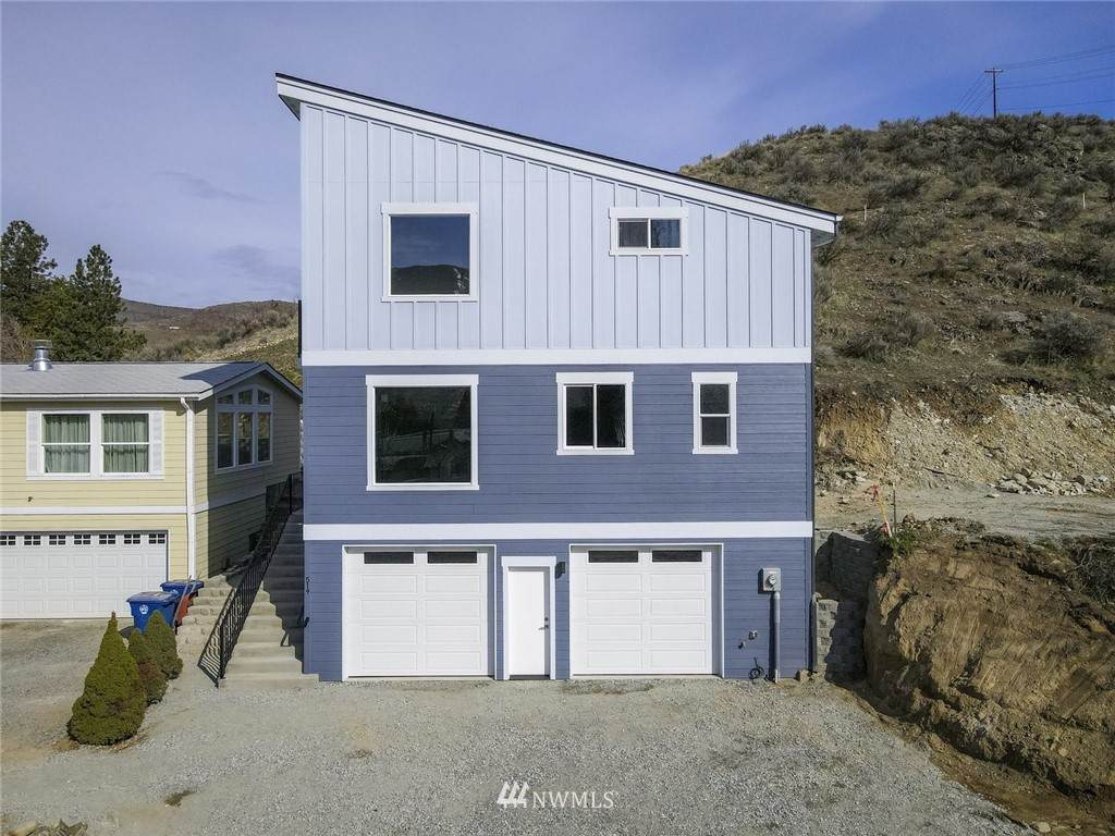 519 Johnson Avenue - Photo 1