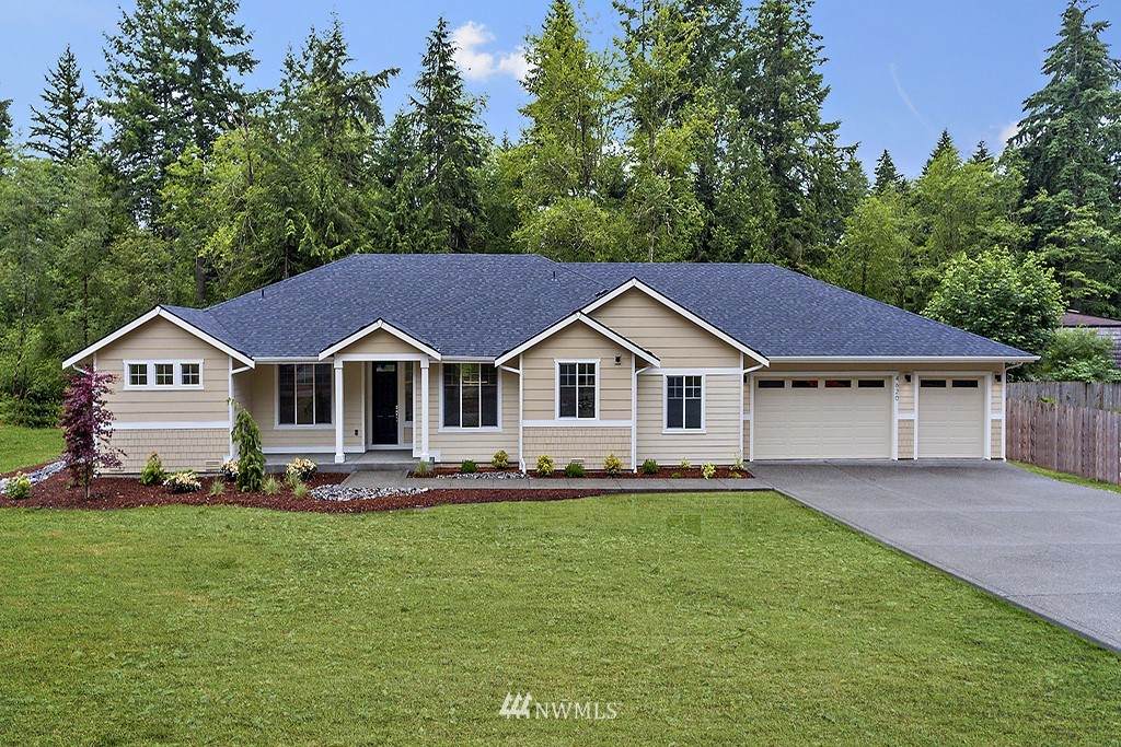 4620 69th Street - Photo 1