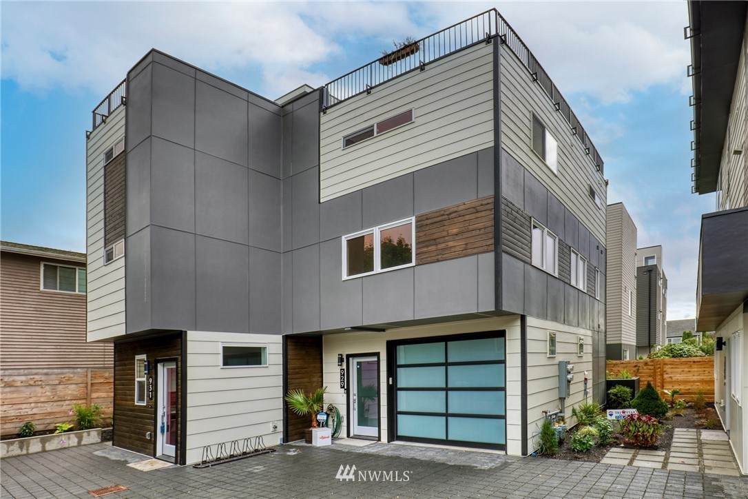 931 52nd Street - Photo 1