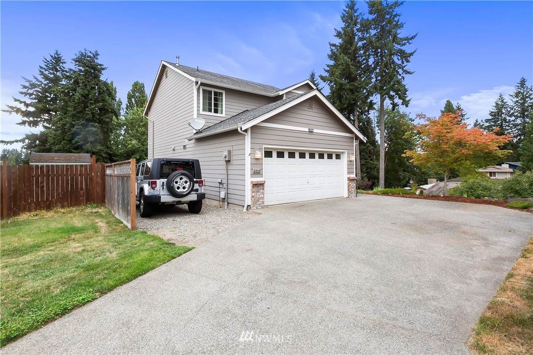 2807 Copper Creek Drive - Photo 1