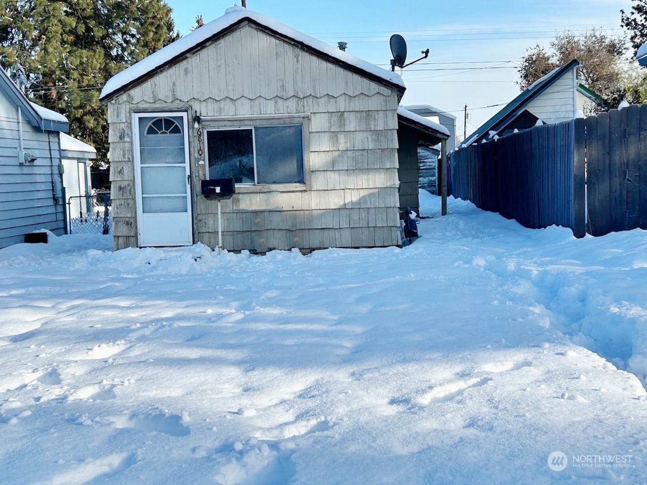 6810 Normandie Street - Photo 1