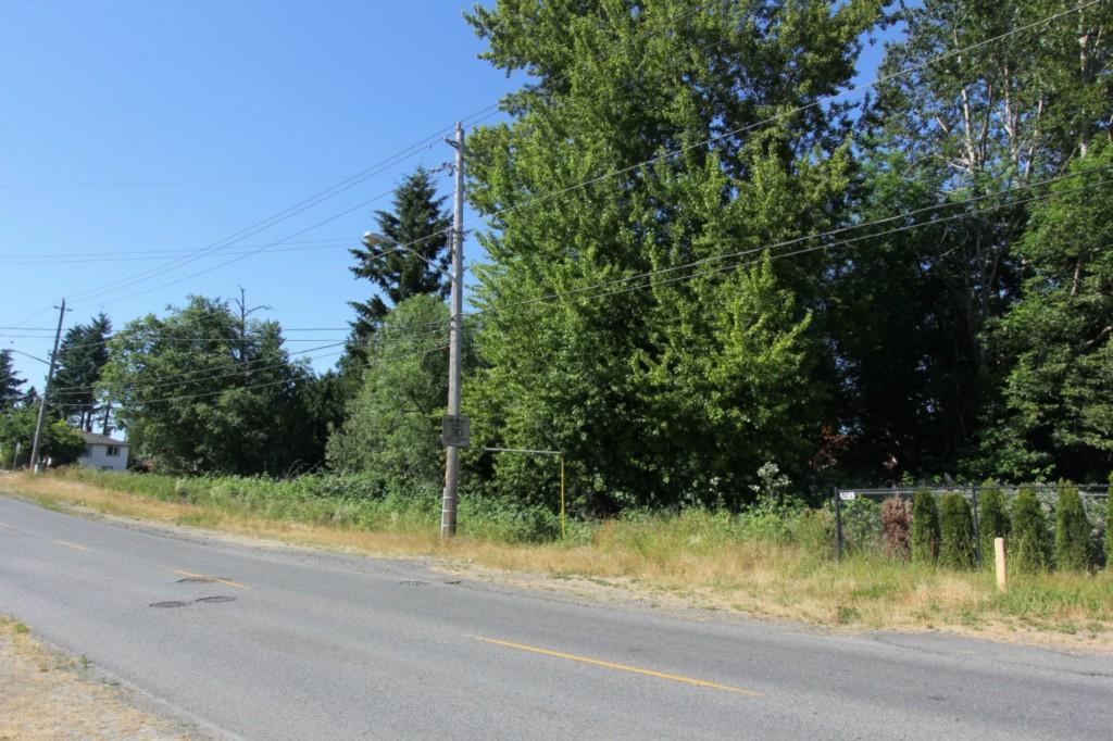 11840 Beacon Ave - Photo 1