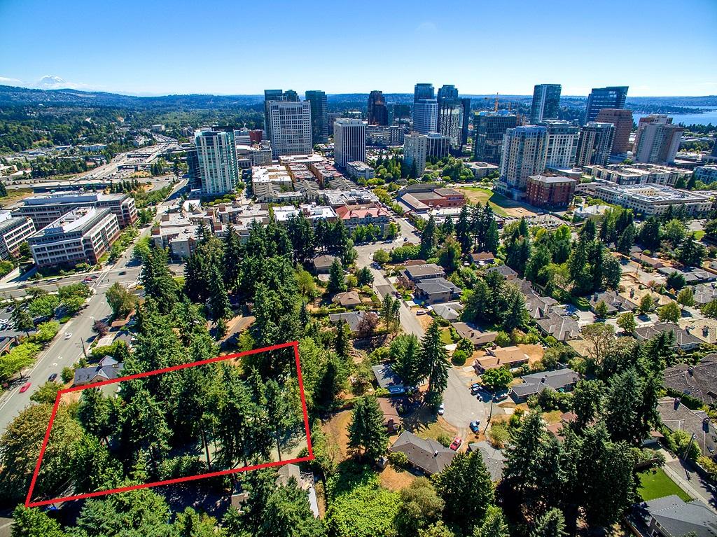 1231-1233 112th Ave - Photo 1