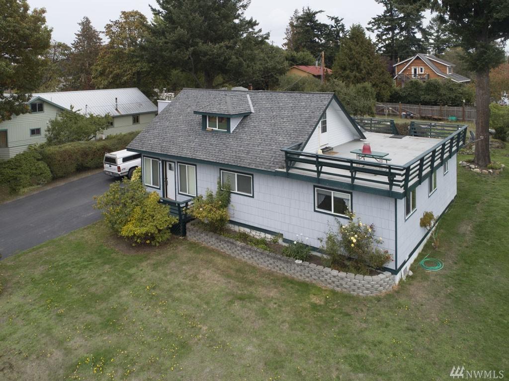 320 C St - Photo 1