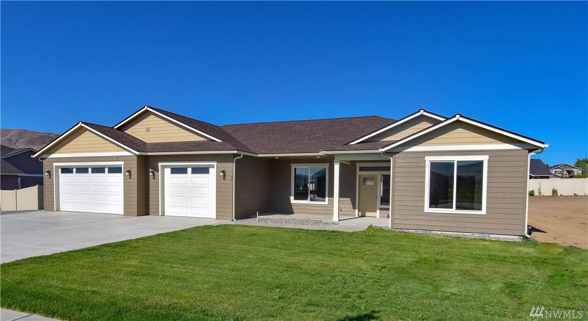 58 Starlight Ave - Photo 1